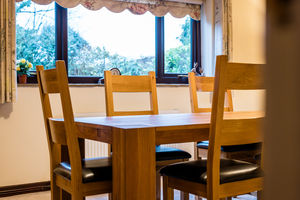 Dining Room - click for photo gallery